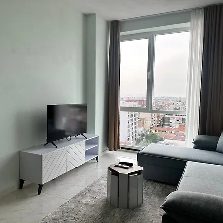 Luxury With Parking * Tirana