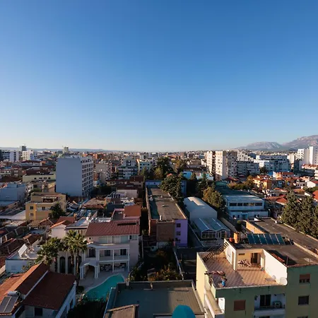 Luxury With Parking Apartmán *