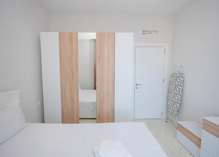 Luxury With Parking *