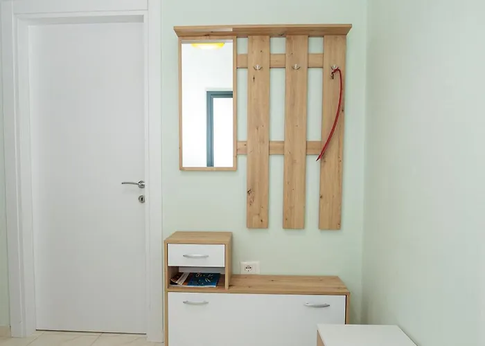 Apartman Luxury With Parking Tirana